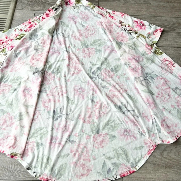 SHOW ME YOUR MUMU Brie robe Garden of blooms Short  Kimono Robe - Picture 12 of 13